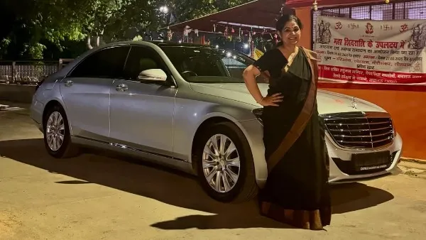  പാചകം മാറ്റിമറിച്ച ജീവിതം, സ്വപ്‌ന വാഹനം സ്വന്തമാക്കി കുക്കിംഗ് റിയാലിറ്റി ഷോയിലൂടെ പ്രിയങ്കരിയായ പങ്കജ്