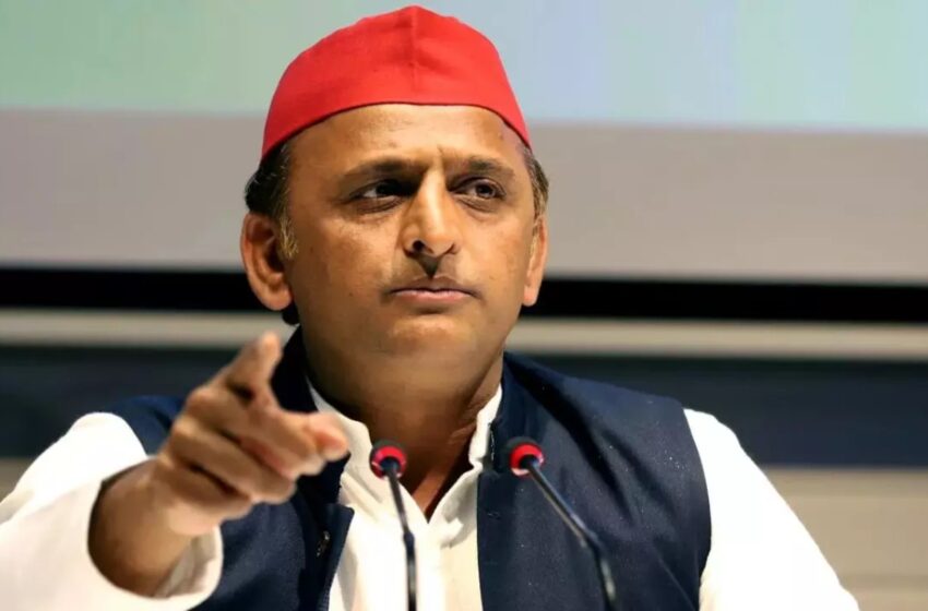  അഖിലേഷ് യാദവിന്റെ ഫേസ്ബുക്ക് അക്കൗണ്ട് പൂട്ടി; അപ്രഖ്യാപിത അടിയന്തരാവസ്ഥയെന്ന് എസ്പി