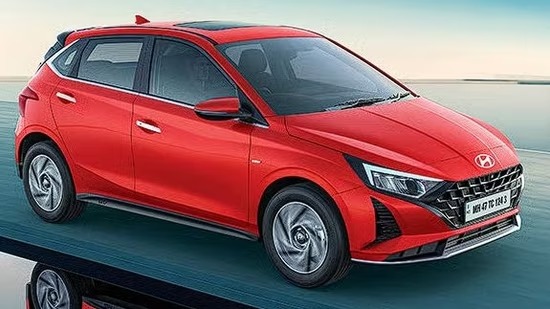  കുറഞ്ഞ ബജറ്റില്‍ ഇതാ 6 ഓട്ടോമാറ്റിക് കാറുകള്‍