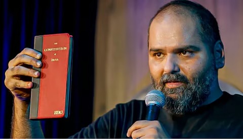  ആർ.എസ്.എസിനെ പരിഹസിച്ച് ടീ ഷർട്ട്;  നടപടിയുണ്ടാകുമെന്ന് ബി.ജെ.പി ഭീഷണി, ഇന്ത്യയെ ഭരിക്കുന്നത് രോഷപ്രകടനങ്ങളല്ല ഭരണഘടനയെന്ന് തിരിച്ചടിച്ച് കനാൽ കമ്ര