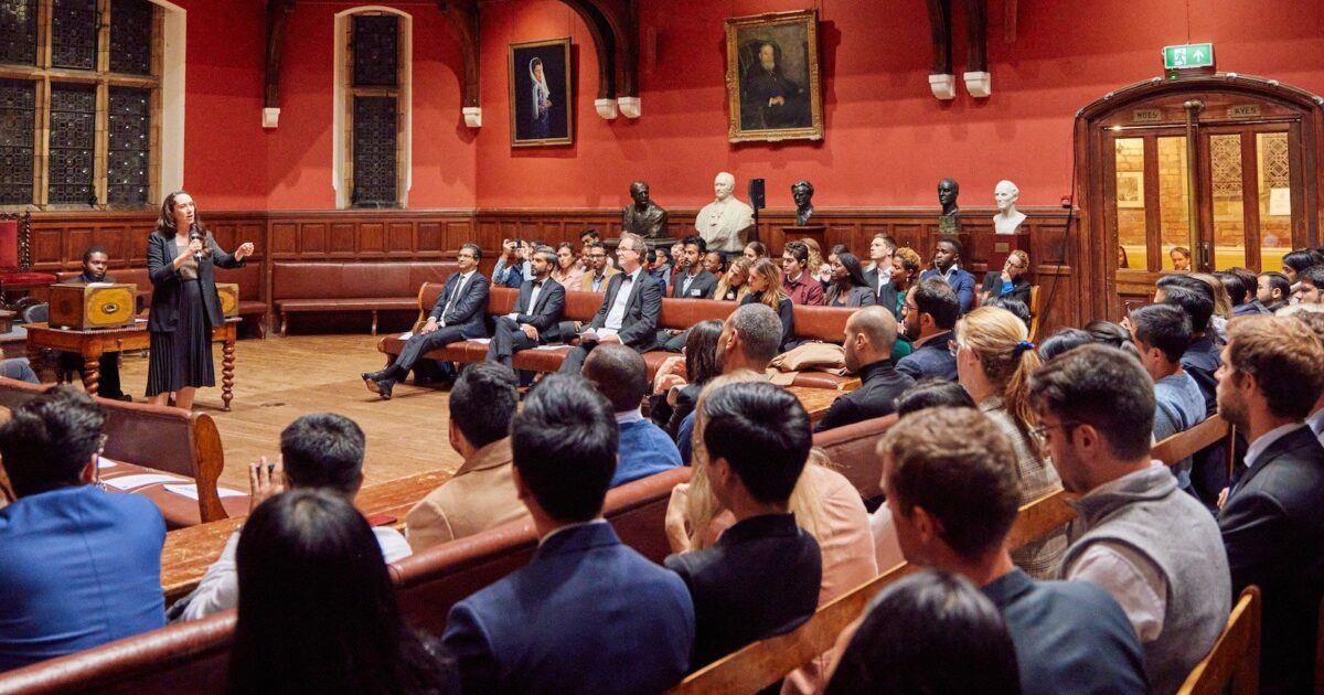  ‘പശ്ചിമേഷ്യയുടെ സമാധാനത്തിന് ഏറ്റവും വലിയ ഭീഷണി ഇറാനല്ല; ഇസ്രയേൽ’ പ്രമേയം പാസാക്കി ഓക്സ്ഫോർഡ് യൂനിയൻ