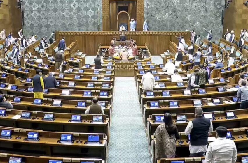  മഹാത്മാ ഗാന്ധിയുടെ പേര് വെട്ടും; തൊഴിലുറപ്പ് പദ്ധതിയിൽ ഭേദഗതിയുമായി കേന്ദ്രം