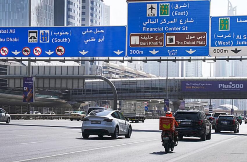  യുഎഇ പ്രവാസികളുടെ ശ്രദ്ധയ്ക്ക്!റോഡ് നിയമങ്ങളിൽ 6 വലിയ മാറ്റങ്ങൾ; വണ്ടിയെടുക്കും മുൻപ് ഇക്കാര്യങ്ങൾ ശ്രദ്ധിക്കുക..