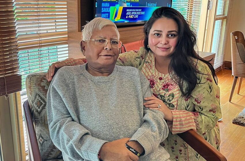  ലാലുവിന്റെ കുടുംബത്തിൽ പോര് മുറുകുന്നു: നിതീഷ് കുമാറിനെ പുകഴ്ത്തി മകൾ; ബിഹാർ മുഖ്യമന്ത്രിയുടെ സഹായം തേടി രോഹിണി ആചാര്യ