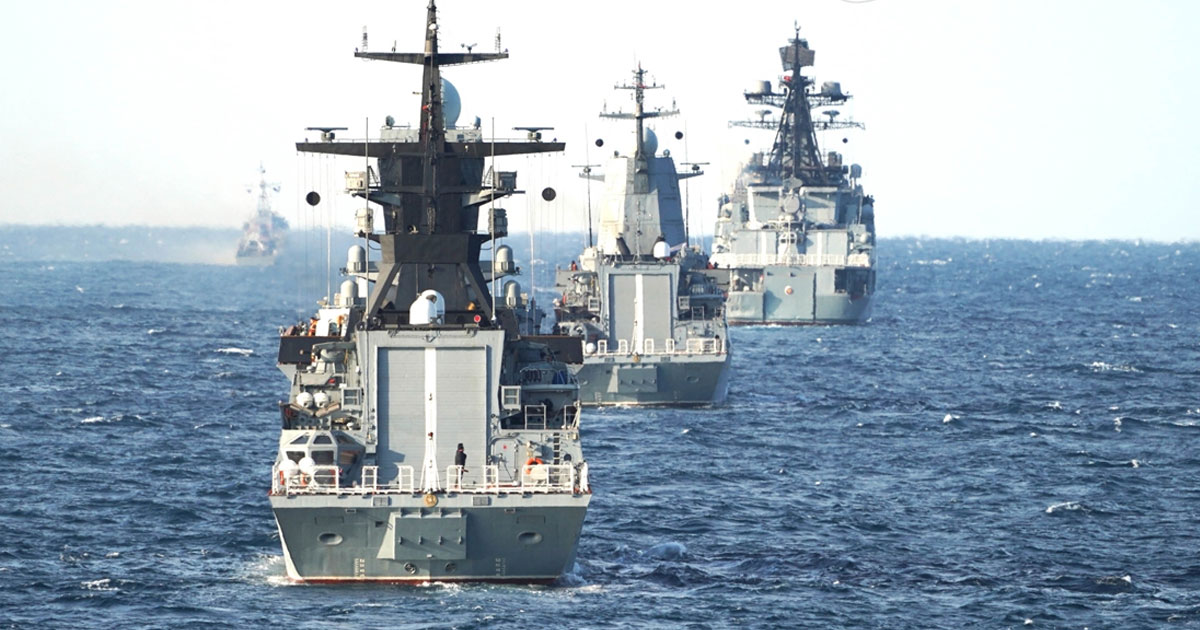 അമേരിക്കയ്ക്ക് മുന്നറിയിപ്പുമായി ഇറാന്‍; യുദ്ധഭീതിക്കിടെ ചൈനയ്ക്കും റഷ്യയ്ക്കുമൊപ്പം സംയുക്ത പടയൊരുക്കം | China, Russia, and Iran Begin Joint Naval Drills in South Africa; 'BRICS Plus' Show of Force