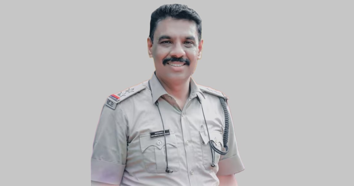 SI resigns after exposing police corruption.കഞ്ചാവ് കേസിൽ കുടുക്കാൻ ലഹരിവസ്തു എത്തിച്ചു, ലക്ഷങ്ങൾ കൈക്കൂലി; കാക്കിക്കുള്ളിലെ അഴിമതി റിപ്പോർട്ട് ചെയ്തതിന് പ്രതികാര നടപടി, സ്വയം വിരമിച്ച് എസ്‌ഐ