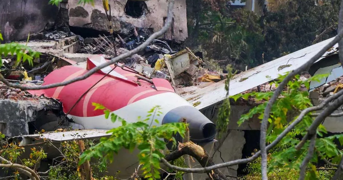 അഹമ്മദാബാദ് വിമാനാപകടം: 'കുറ്റാരോപണം നടത്തുന്നത് ശരിയല്ല'-പൈലറ്റിനെതിരെയുള്ള ഇറ്റാലിയൻ മാധ്യമ റിപ്പോർട്ട് തള്ളി ഇന്ത്യAhmedabad plane crash: India rejects Italian media report against pilot