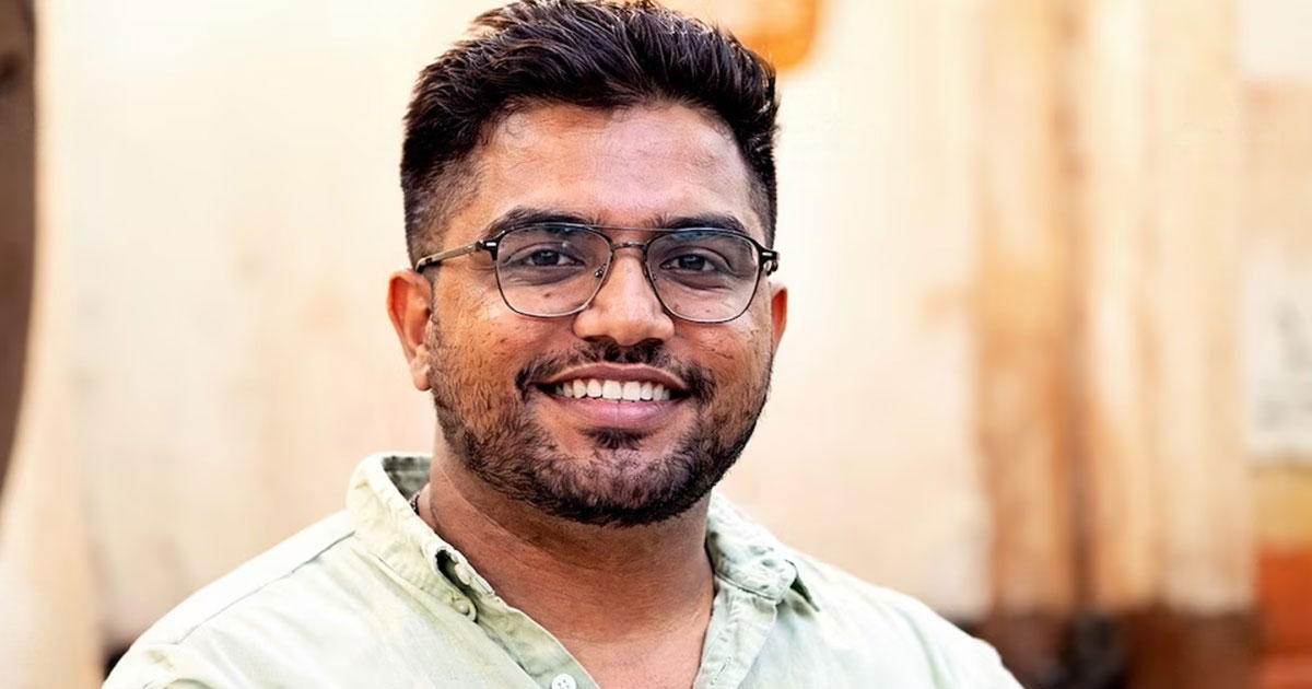 നാട്ടിലേക്കുള്ള വിമാനയാത്രയ്ക്കിടെ ഭാര്യയുടെയും മകളുടെയും മുന്നില്‍ കുഴഞ്ഞുവീണു മരിച്ച് പ്രവാസി മലയാളി | Expat Malayali Dies of Heart Attack on Flight from Bahrain to Kochi; Tragedy Unfolds in Front of Wife and Daughter