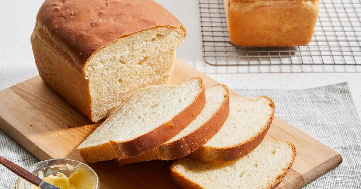 രാവിലത്തെ ബ്രെഡ് തീറ്റ അത്ര 'സേഫ്' അല്ല; ഈ അപൂർവ ആരോഗ്യ ഭീഷണി അറിഞ്ഞിരിക്കാം