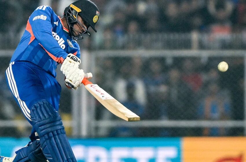  ‘ഇന്ത്യൻ താരങ്ങളുടെ ബാറ്റിൽ റബ്ബർ പാളിയുണ്ട്, എല്ലാവർക്കും അത് അറിയാം’; ആരോപണവുമായി ശ്രീലങ്കൻ താരം