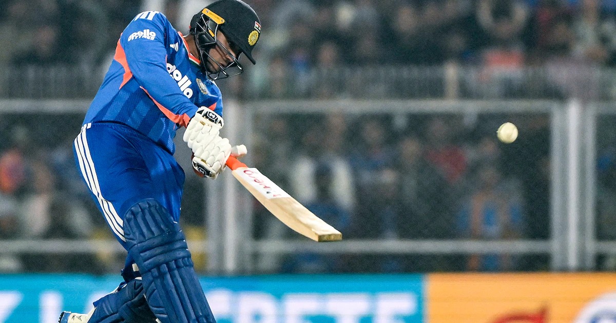 'എല്ലാ കളിക്കാർക്കും ഇത് അറിയാം, ബാറ്റിൽ റബ്ബർ പാളിയുണ്ട്': ഇന്ത്യയ്‌ക്കെതിരെ ആരോപണവുമായി ഭാനുക രാജപക്‌സെ; പിന്നാലെ തിരുത്തൽ