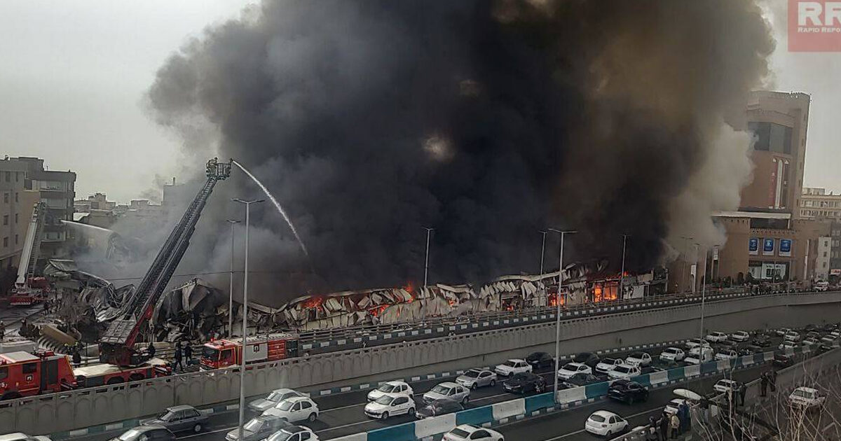  ഇറാൻ തലസ്ഥാനത്ത് വൻ അഗ്നിബാധ; തീപിടിച്ചത് തിരക്കേറിയ ഷോപ്പിങ് ഏരിയയിൽ