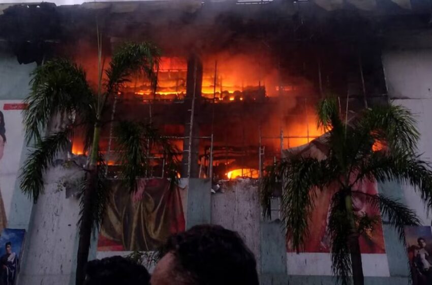  ജയലക്ഷ്മി സിൽക്‌സിലെ തീപിടിത്തത്തിൽ കോടികളുടെ നഷ്ടം; വിഷു-റംസാൻ പെരുന്നാൾ സ്‌റ്റോക്ക് കത്തി നശിച്ചു