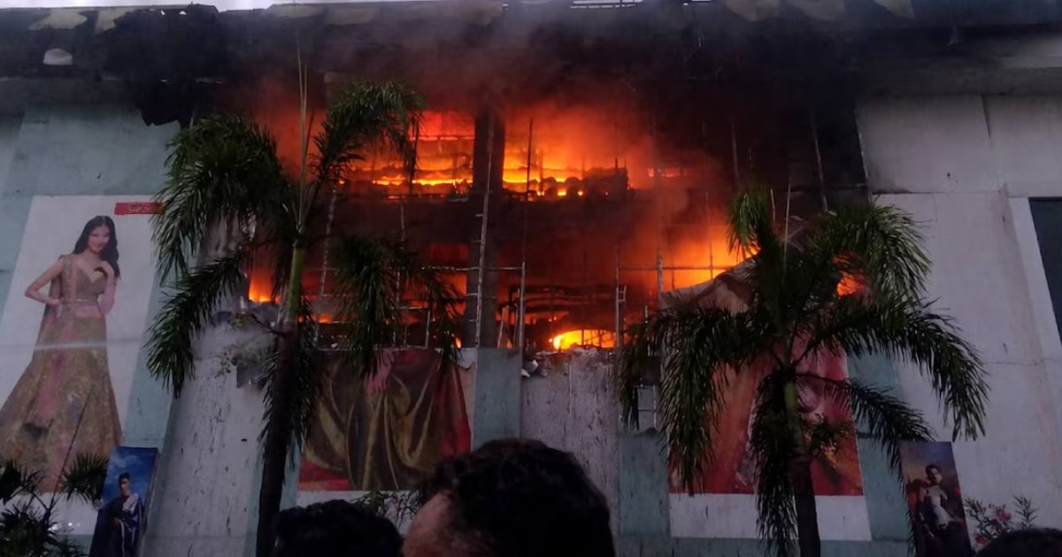 ജയലക്ഷ്മി സിൽക്‌സിലെ തീപിടിത്തം: 50 കോടിയുടെ നാശനഷ്ടം; കാരണം കണ്ടെത്താനായില്ല