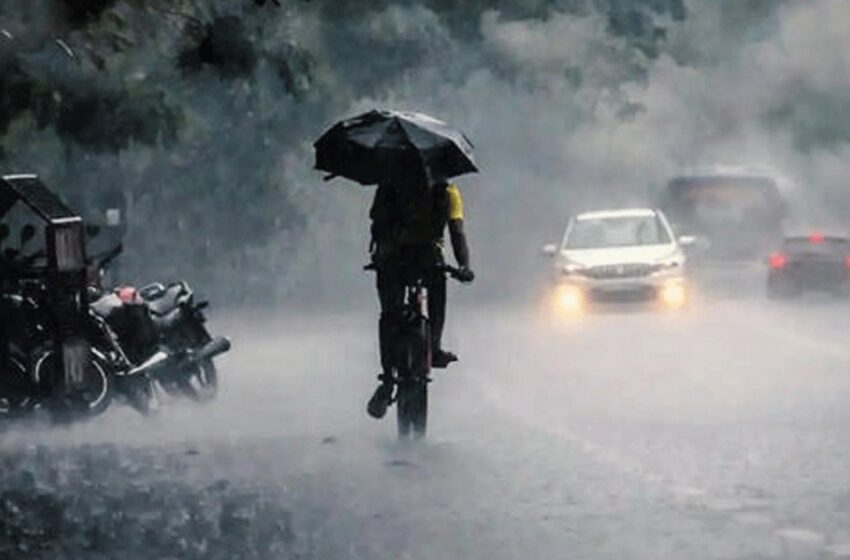  ചുട്ടുപൊള്ളുന്ന കേരളത്തിന് ആശ്വാസമായി മഴയെത്തുന്നു; വിവിധ ജില്ലകളിൽ യെല്ലോ അലർട്ട്