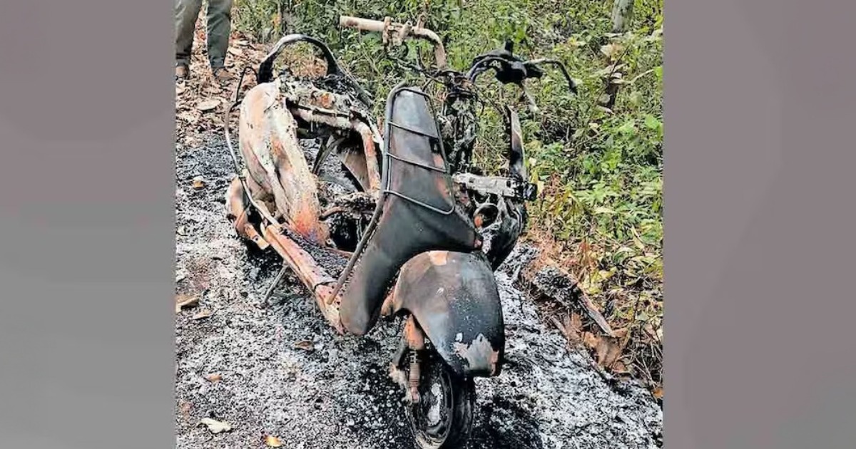 'പ്രതി' വീട്ടിൽത്തന്നെ! സ്‌കൂട്ടർ കത്തിച്ചത് ഉടമ; പയ്യന്നൂരിൽ പരാതിക്കാരൻ സിസിടിവിയിൽ കുടുങ്ങി