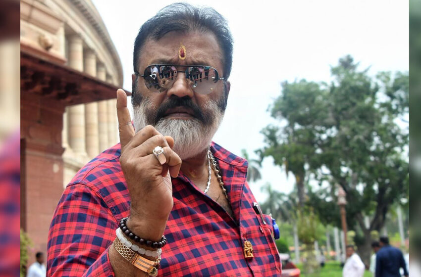  ‘കേരളത്തിൽ എയിംസ് വരും മറ്റേ മോനേ.. എന്നു പറഞ്ഞിട്ട് എവിടെപ്പോയി!’-സുരേഷ് ഗോപിയുടെ പ്രഖ്യാപനങ്ങൾ കുത്തിപ്പൊക്കി സോഷ്യൽ മീഡിയ