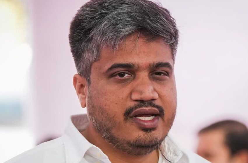  ‘ഓപറേറ്റർക്ക് രാഷ്ട്രീയ ഉന്നതരുമായി ബന്ധം’; അജിത് പവാര്‍ വിമാനാപകടത്തില്‍ പ്രധാനമന്ത്രിയുടെ ഇടപെടൽ തേടി രോഹിത് പവാർ