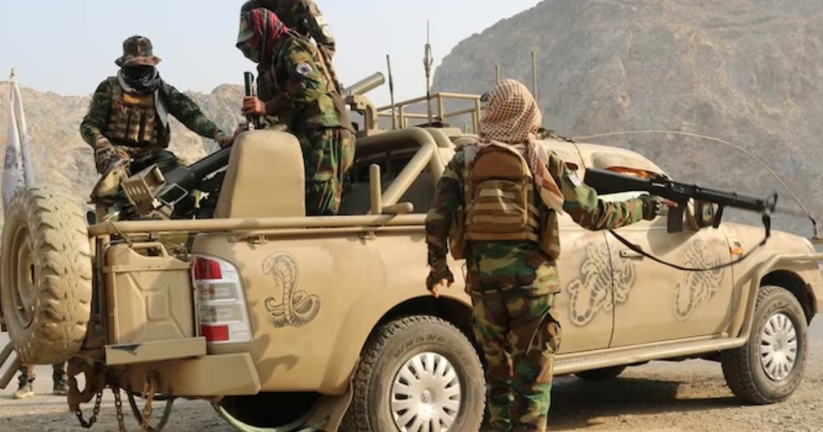 പാക് സൈനിക താവളങ്ങൾക്ക് നേരെ താലിബാന്റെ ഡ്രോൺ ആക്രമണം; ഓപ്പറേഷൻ സിന്ദൂരിനിടെ തകർന്ന നൂർ ഖാൻ വ്യോമതാവളത്തിന് നേരെയും ആക്രമണംOpen War: Taliban Drone Strikes Target Pakistan's Nur Khan Airbase and Military HQ