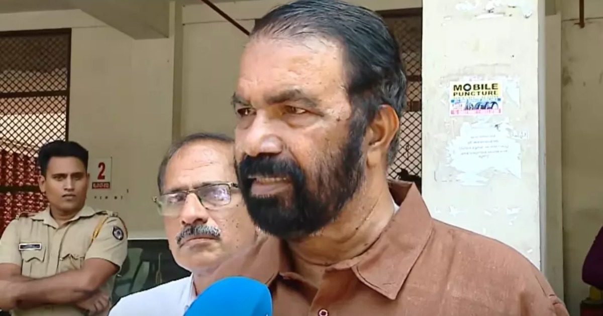 സ്കൂൾ സമയത്ത് ഈ സ്വാമിമാർ ഇറങ്ങി നടന്നാൽ പിള്ളാര് പേടിച്ച് പോകില്ലേ? വി ശിവൻകുട്ടി