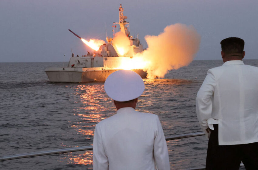  അമേരിക്കയ്ക്ക് കിമ്മിന്റെ മുന്നറിയിപ്പ്; 5,000 ടൺ ശേഷിയുള്ള പടക്കപ്പൽ ഇറക്കി ക്രൂയിസ് മിസൈൽ പരീക്ഷണം