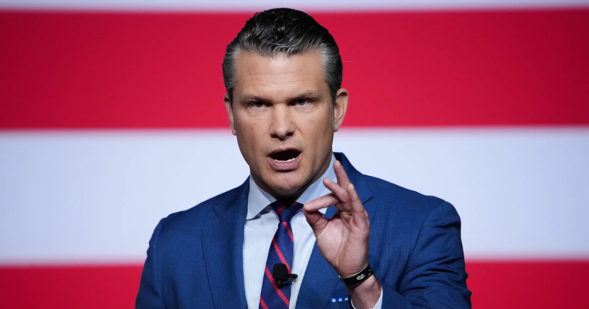  ‘യുദ്ധം, തുടങ്ങിയത് ഞങ്ങളല്ല; ഇറാൻ  ഭരണകൂടത്തെ തകർക്കാനുള്ള സൈനിക നടപടിയല്ല ഇത്’- വിചിത്ര വാദങ്ങളുമായി യുഎസ് പ്രതിരോധ സെക്രട്ടറി പീറ്റ് ഹെഗ്‌സെത്ത്