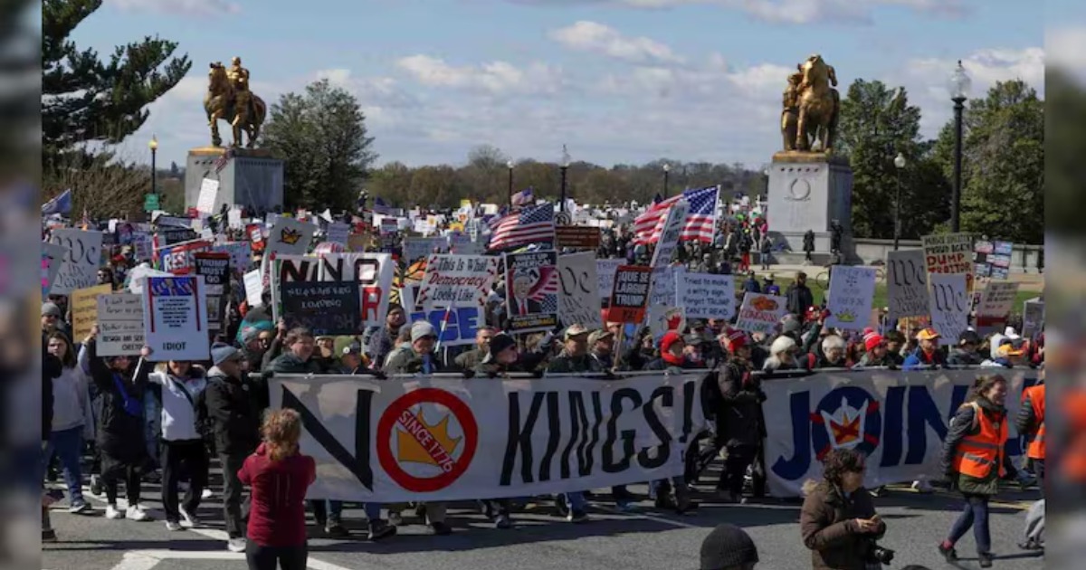 ട്രംപിനെതിരെ 'നോ കിങ്സ്' പ്രതിഷേധം; യുഎസിലും യൂറോപ്പിലും ദശലക്ഷങ്ങൾ തെരുവിലിറങ്ങി