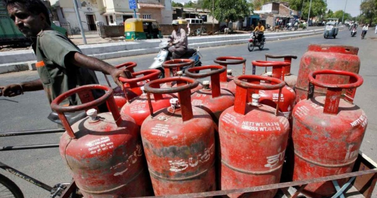  പാചകവാതക വില കൂട്ടി; ഗാർഹിക സിലിണ്ടറിന് 60 രൂപ വർധിച്ചു, ഇന്നു മുതൽ പ്രാബല്യത്തിൽ