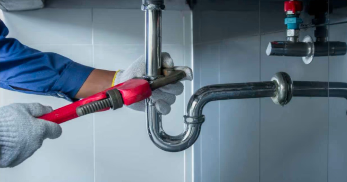  ഐടിക്കാരെയും തോൽപ്പിക്കും ഈ പ്ലംബർ! വർഷം 18 ലക്ഷം രൂപ വരുമാനം; യുവാവിന്‍റെ പോസ്റ്റ് വൈറൽ