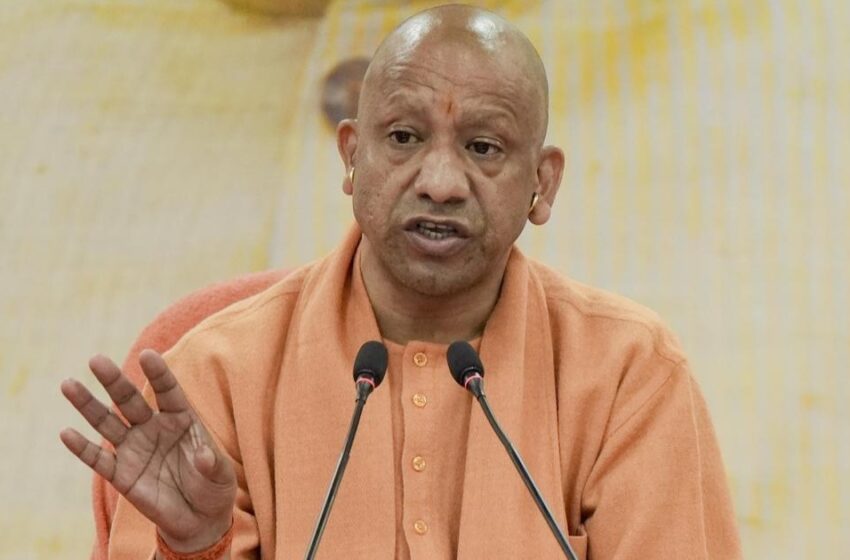  ‘ഒരു മതസമൂഹത്തെയും ജാതിയെയും അധിക്ഷേപിക്കരുത്; മതവികാരം വ്രണപ്പെടുത്തുന്ന പരാമര്‍ശങ്ങള്‍ പാടില്ല’; ബോർഡുകൾക്ക് കർശന താക്കീതുമായി യോഗി ആദിത്യനാഥ്