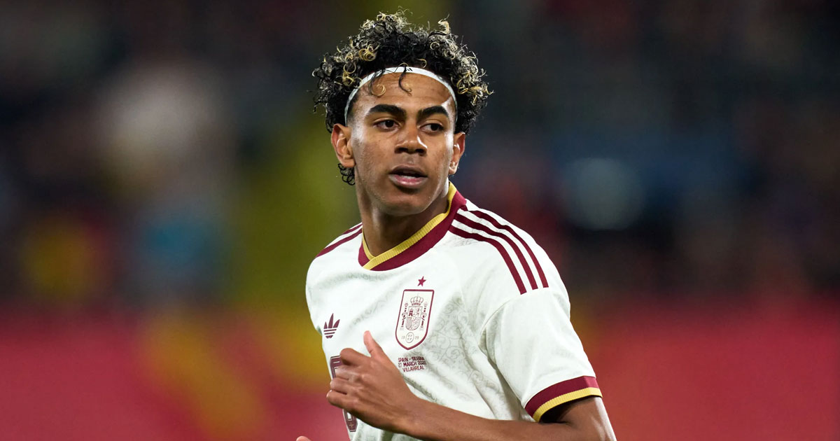 'ഞാൻ മുസ്‌ലിമാണ്, അൽഹംദുലില്ലാഹ്! പക്ഷേ നിങ്ങൾ ചെയ്തത് തികഞ്ഞ വംശീയത'; തുറന്നടിച്ച് ലാമിൻ യമാൽ | Lamine Yamal Slams "Ignorant" Anti-Muslim Chants: "I am a Muslim, Alhamdulillah"