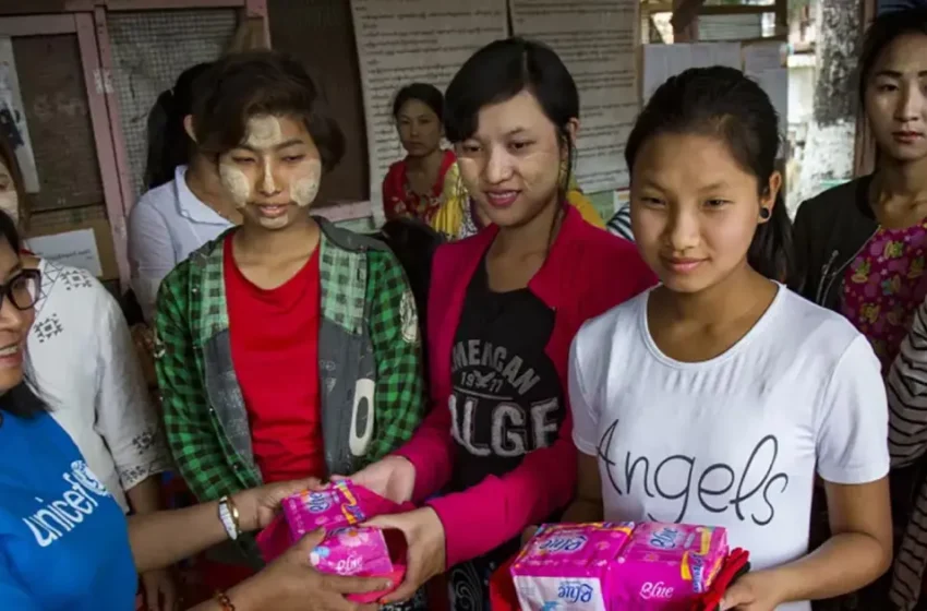  സായുധ സംഘങ്ങൾ മുറിവ് കെട്ടുന്നു; സാനിറ്ററി പാഡുകൾ നിരോധിച്ച് മ്യാന്മർ സൈനിക ഭരണകൂടം, വിവരക്കേടെന്ന് ആരോഗ്യ വിദഗ്ദർ