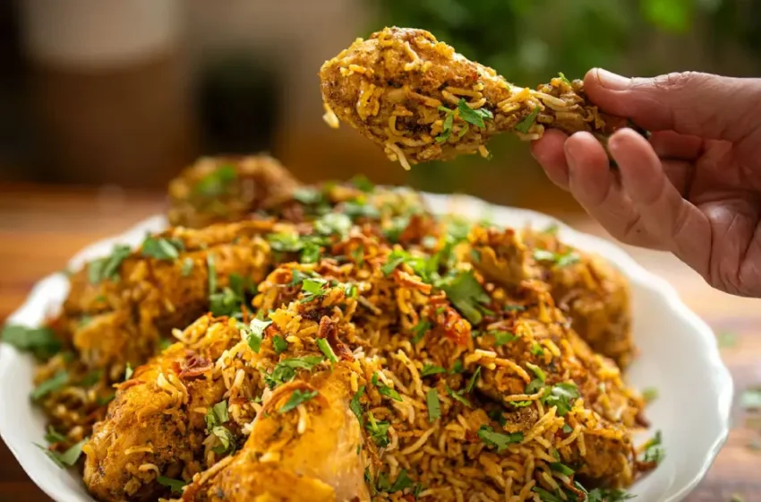  ബിരിയാണി കഴിക്കുന്നതിനിടെ ചിക്കന്റെ എല്ല് തൊണ്ടയിൽ കുരുങ്ങി യുവാവ് മരിച്ചു