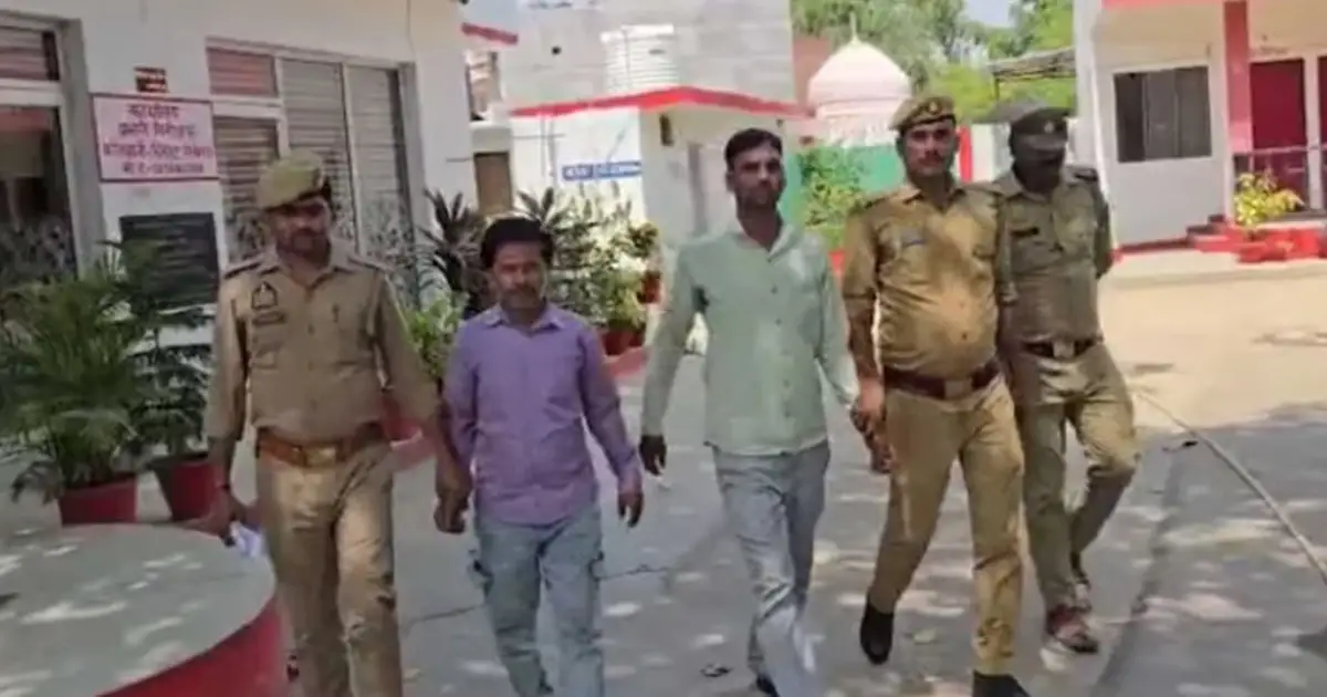 ദുരഭിമാനക്കൊല; പതിനാറുകാരിയെ കഴുത്ത് ഞെരിച്ച് കൊന്ന് പിതാവ്, മുഖം ആസിഡൊഴിച്ച് വികൃതമാക്കി