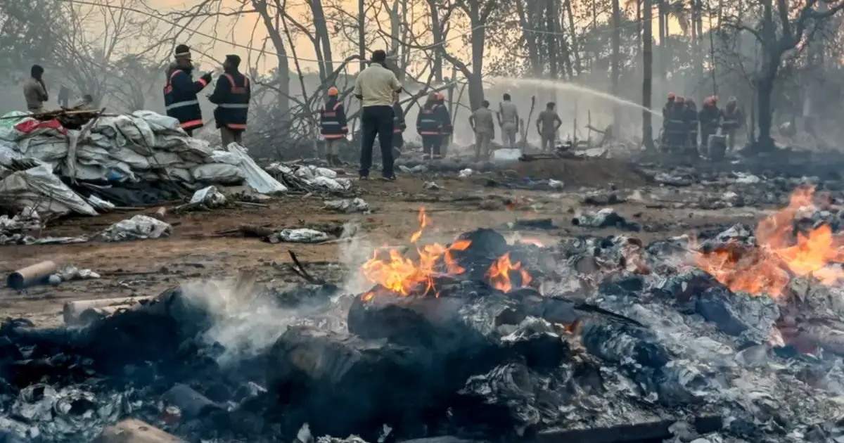 തൃശൂര്‍ വെടിക്കെട്ട് ദുരന്തത്തിൽ ജുഡീഷ്യല്‍ അന്വേഷണം; മരിച്ചവരുടെ കുടുംബത്തിന് 14 ലക്ഷം ധനസഹായം പ്രഖ്യാപിച്ച് സർക്കാർ