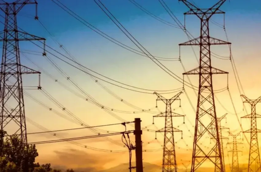  സംസ്ഥാനത്ത് വൈദ്യുതി പ്രതിസന്ധി അതിരൂക്ഷം: നിയന്ത്രണത്തിന്റ ദൈർഘ്യം വർധിക്കും