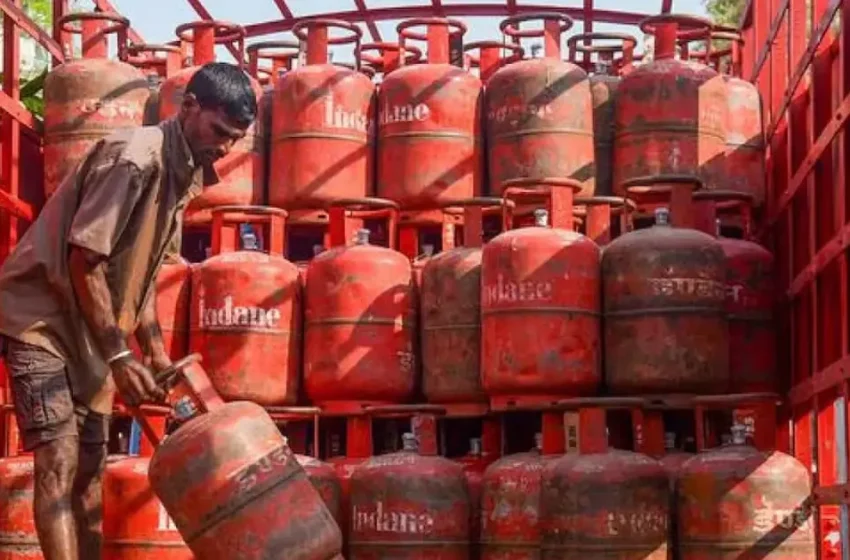  എൽപിജി ഗ്യാസ് ബുക്കിങ് നിയമങ്ങൾ അടിമുടി മാറുന്നു: സിലിണ്ടർ ഇനി ഒടിപി നൽകിയാൽ മാത്രം