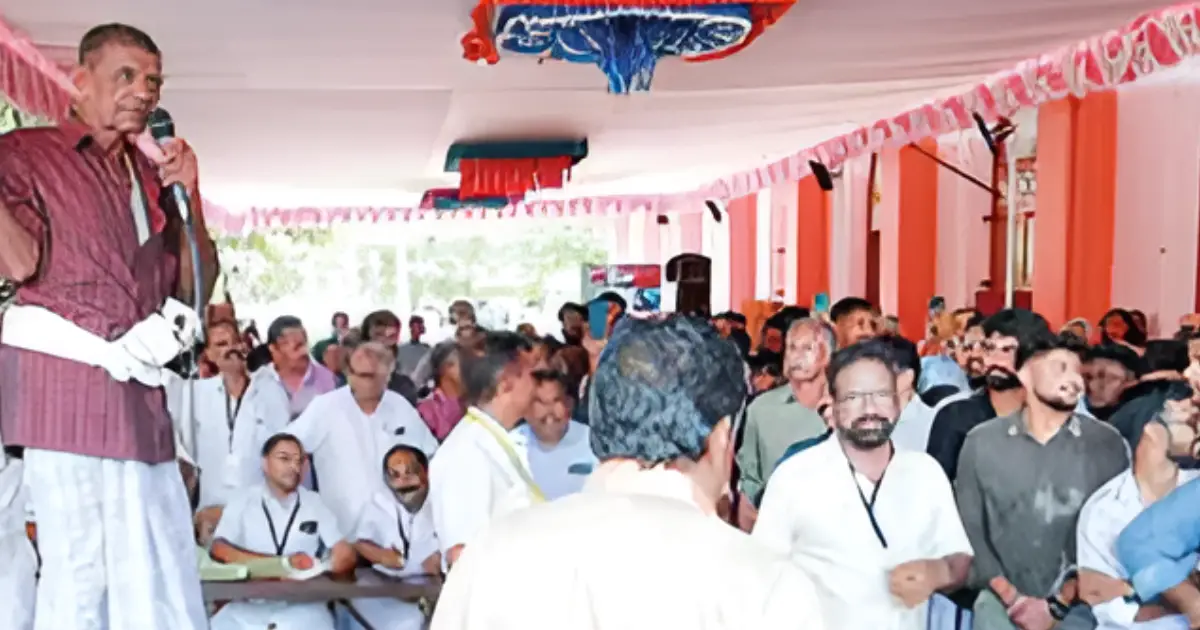  പൊന്നും വിലയുള്ള കോഴി! ലേലത്തുക 45,000 രൂപ