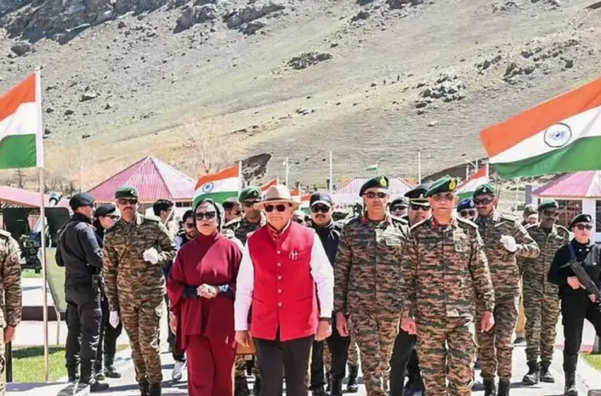  ലഡാക്കിൽ പുതിയ ഏഴ് ജില്ലകൾ, മുസ്‌ലിം ഭൂരിപക്ഷ പ്രദേശങ്ങളെ ബോധപൂർവം അവഗണിച്ചു; കാർഗിലിൽ പ്രതിഷേധം