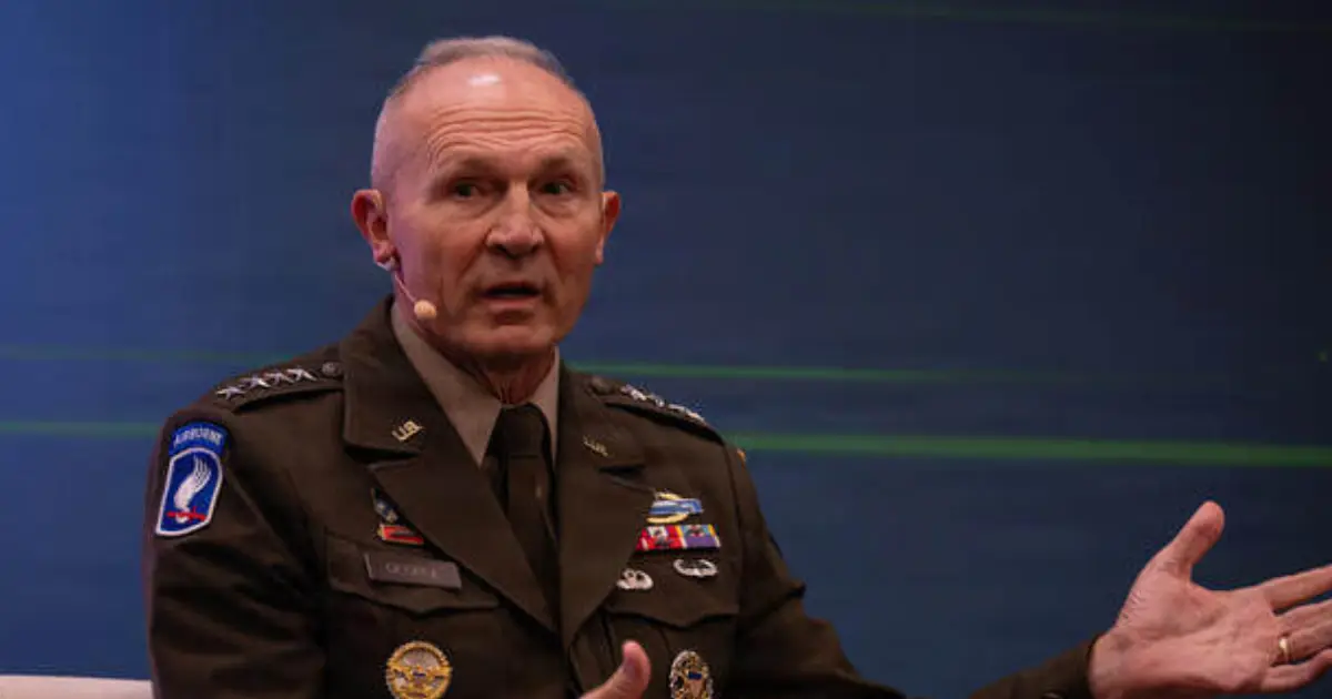 യുദ്ധത്തിൽ കുലുങ്ങി പെന്റഗൺ; ആർമി ചീഫ് ഓഫ് സ്റ്റാഫിനെയും മുതിർന്ന മൂന്ന് ജനറൽമാരെയും പുറത്താക്കി യുഎസ്