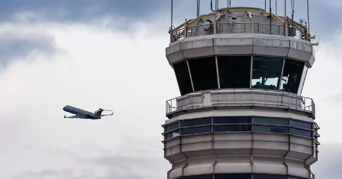 വീഡിയോ ഗെയിം കളിക്കുന്നവർക്ക് പ്രത്യേക കഴിവ്; എയർ ട്രാഫിക് കൺട്രോളർമാരായി നിയമിക്കാനൊരുങ്ങി അമേരിക്കൻ ഫെഡറൽ ഏവിയേഷൻ അഡ്മിനിസ്‌ട്രേഷൻ
