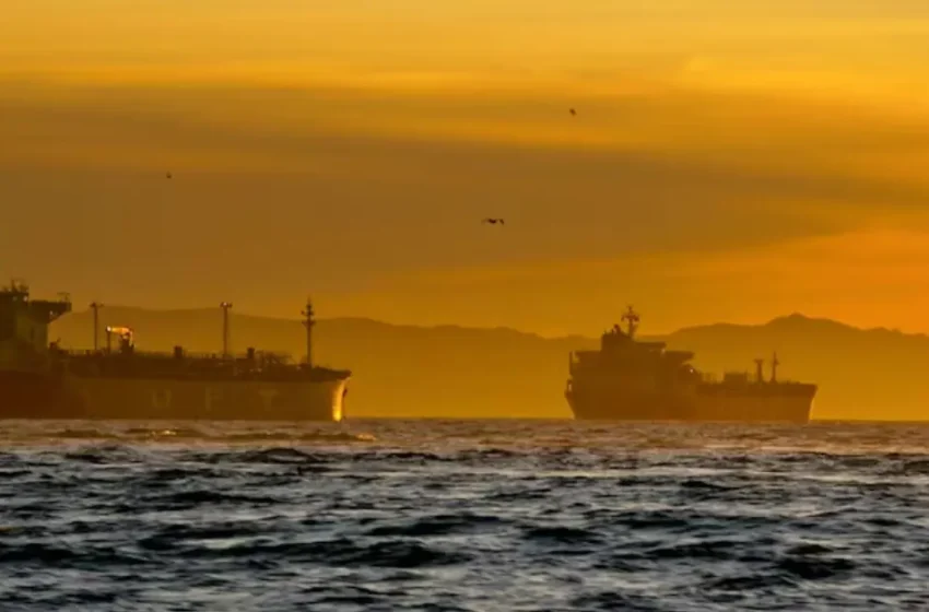  ട്രംപിന്റെ ഉപരോധം പാളിയോ? ഹോർമുസ് കടലിടുക്ക് കടന്ന് ചൈനീസ് എണ്ണക്കപ്പൽ