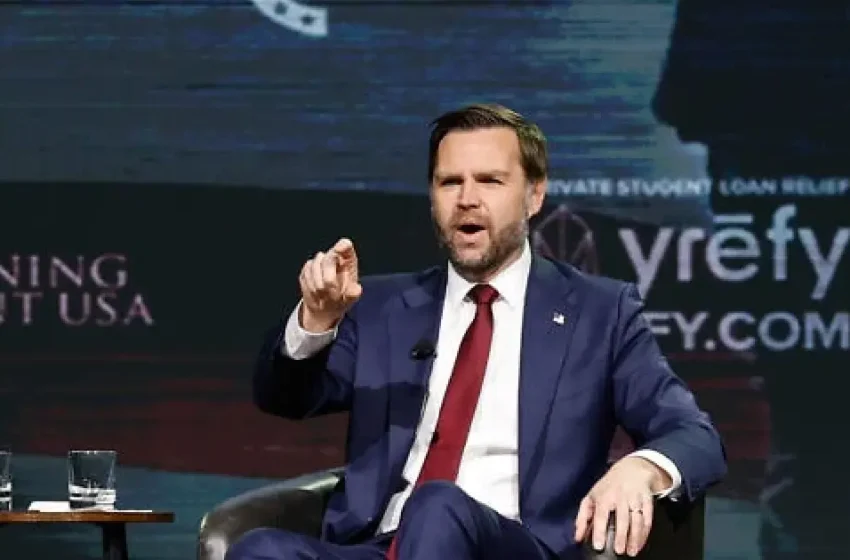  ‘നിങ്ങൾ കുട്ടികളെ കൊല്ലുന്നു’ ഗസ്സയിലെ വംശഹത്യയിൽ ജെ.ഡി വാൻസിനെതിരെ പ്രതിഷേധം