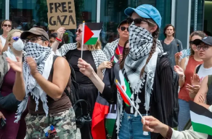  ബ്രിട്ടനിൽ ഫലസ്തീനെ അനുകൂലിക്കുന്ന വിദ്യാർഥികളുടെ നീക്കങ്ങൾ ചോർത്താൻ ഏജൻസികളെ നിയമിച്ച് സർവകലാശാലകൾ