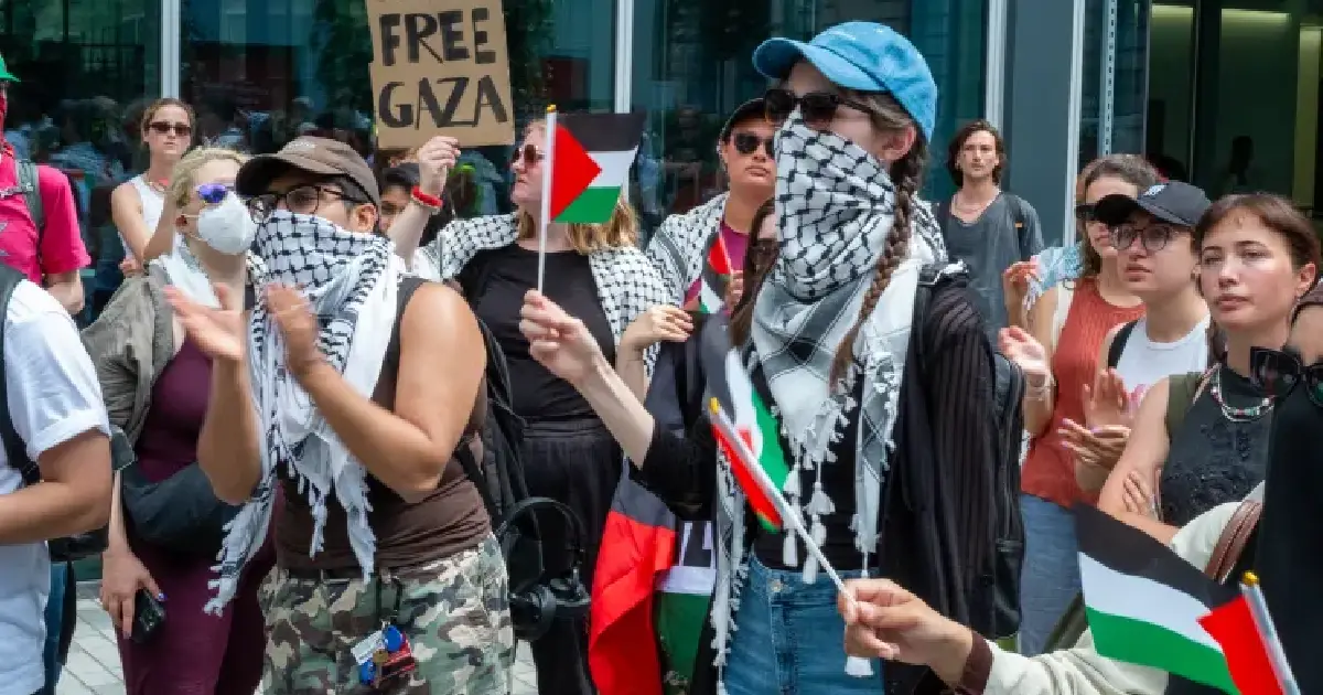  ബ്രിട്ടനിൽ ഫലസ്തീനെ അനുകൂലിക്കുന്ന വിദ്യാർഥികളുടെ നീക്കങ്ങൾ ചോർത്താൻ ഏജൻസികളെ നിയമിച്ച് സർവകലാശാലകൾ