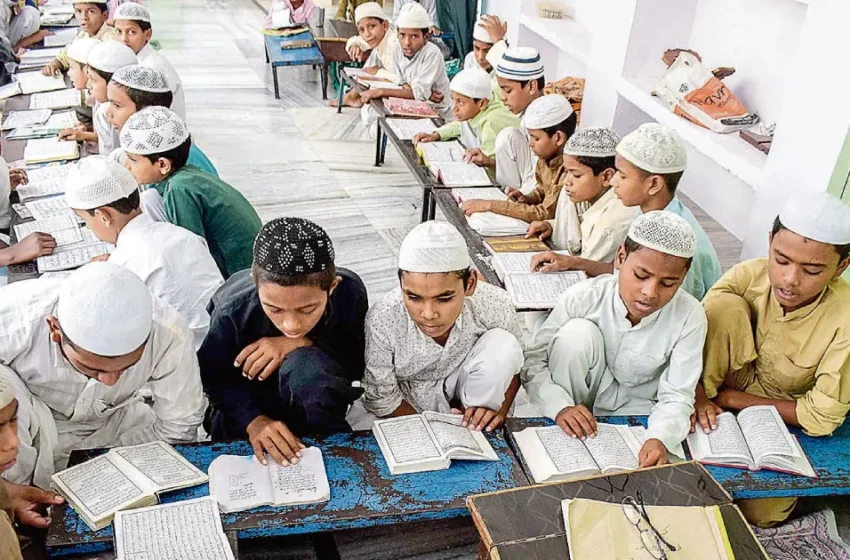  ഉത്തരാഖണ്ഡിൽ മദ്രസ ബോർഡ് നിർത്തലാക്കുന്നു; ഇനി മുതൽ സ്റ്റേറ്റ് ബോർഡ് സിലബസ് നിർബന്ധം; പ്രഖ്യാപനവുമായി മുഖ്യമന്ത്രി പുഷ്കർ സിങ് ധാമി