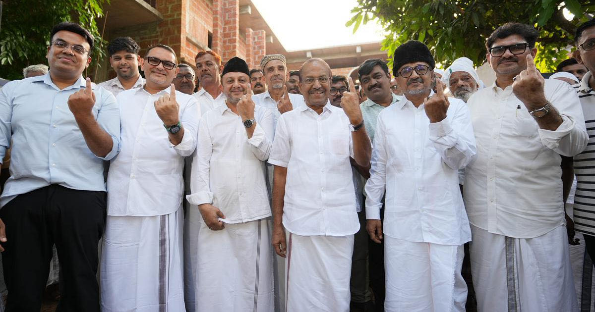  എസ്‌ഐആറിലൂടെ പൗരത്വം നിഷേധിക്കാൻ നീക്കം, വർഗീയതയിലൂടെ മനുഷ്യരെ ഭിന്നിപ്പിക്കുന്നു; നല്ല ഭാവിക്കായി യുഡിഎഫിനെ തെരഞ്ഞെടുക്കുക-സാദിഖലി തങ്ങൾ