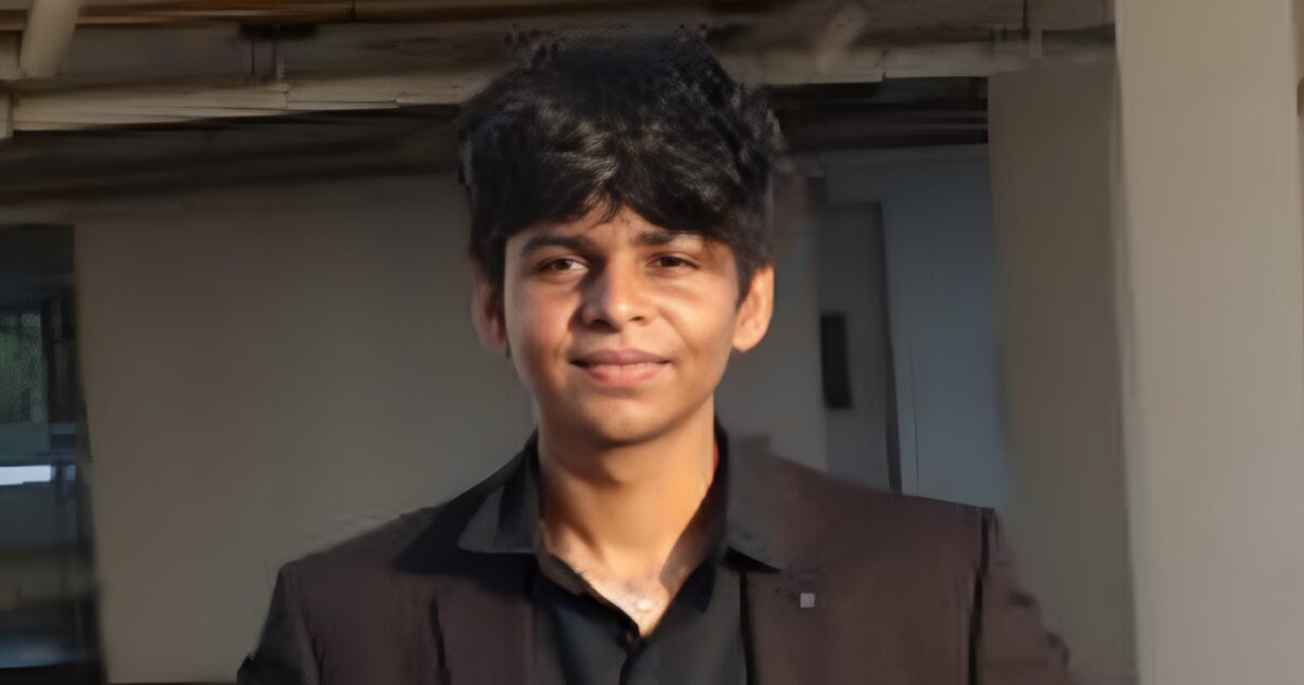 ഹോസ്റ്റൽ കെട്ടിടത്തിന് മുകളിൽ നിന്ന് സൂര്യോദയ ഫോട്ടോ എടുക്കുന്നതിനിടെ കാൽ വഴുതി വീണു; കൊൽക്കത്തയിൽ മലയാളി വിദ്യാർത്ഥിക്ക് ദാരുണാന്ത്യം