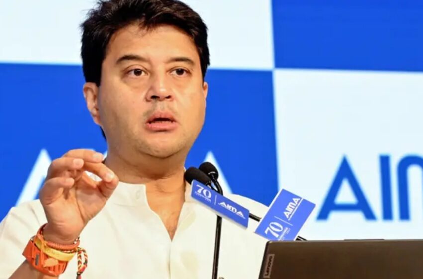  ‘എസി ഉപയോഗിക്കാറില്ല, ഉഷ്‌ണ തരംഗത്തെ മറികടക്കാൻ ഉള്ളി പോക്കറ്റിലിട്ടാൽ മതി’; കേന്ദ്രമന്ത്രി ജ്യോതിരാദിത്യ സിന്ധ്യ