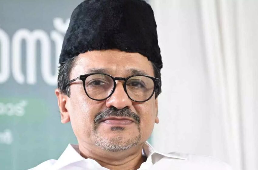  ‘നാല് വോട്ട് കിട്ടാൻ വേണ്ടി ഇങ്ങനെ ചെയ്താൽ സമൂഹത്തിൽ നികത്താൻ കഴിയാത്ത വിള്ളലുണ്ടാകും’; പേരാമ്പ്ര അനൗൺസ്മെൻ്റ് വിവാദത്തിൽ സാദിഖലി തങ്ങൾ